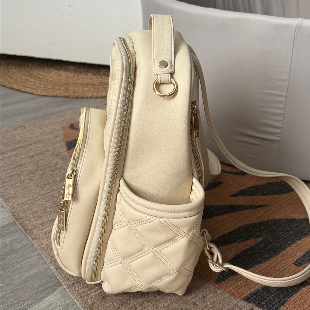 Itzy Ritzy Quilted Cream Backpack - Picture 5 of 7